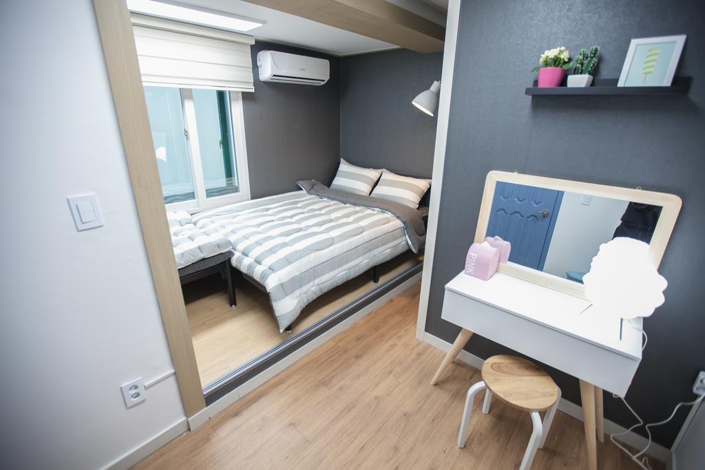 Twins Guesthouse 2*